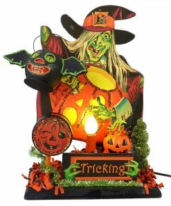 Brand new 👏 Traditions Vintage Beistle Witch Tricking Lighted Display 🎉