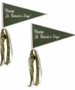 Budget ❤️ Traditions St. Pat's Pennant Flag Set/2 😍
