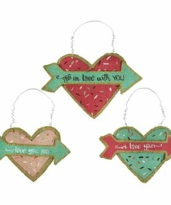 Brand new 💯 Traditions Sprinkled With Love Burlap Hearts Set/3 🎁